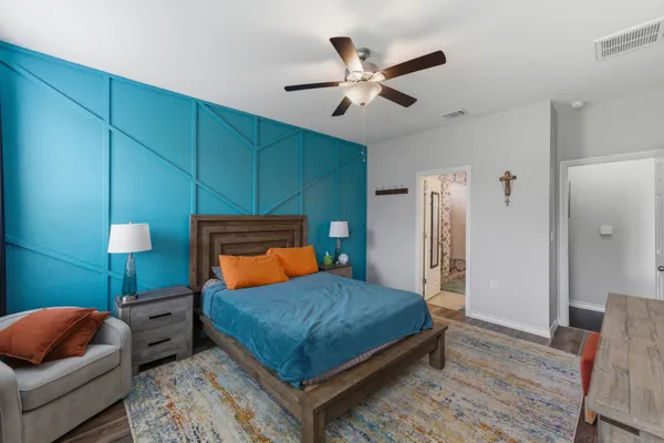 $2,600 | 2009 Los Olivios Way, Austin, TX 78725
