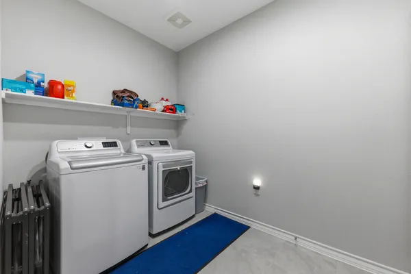 $2,600 | 2009 Los Olivios Way, Austin, TX 78725