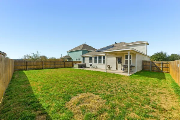 $2,600 | 2009 Los Olivios Way, Austin, TX 78725