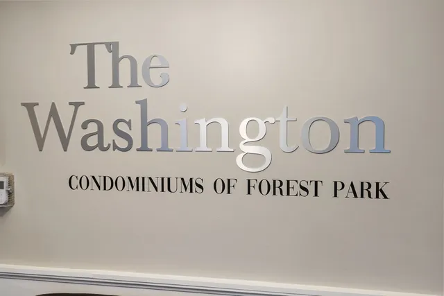 $190,000 | 7428 Washington Street, Unit 602, Forest Park, IL 60130