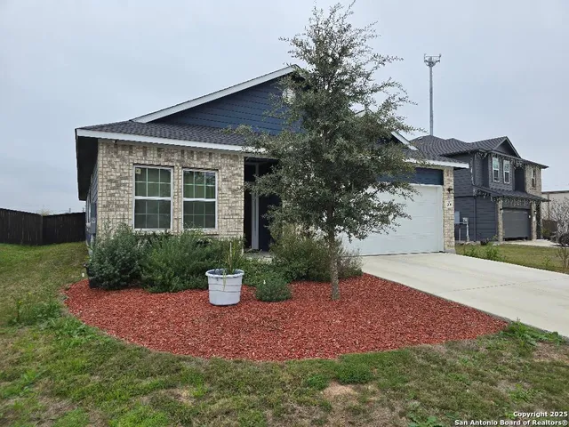 $325,000 | 209 Drew Circle, Seguin, TX 78155