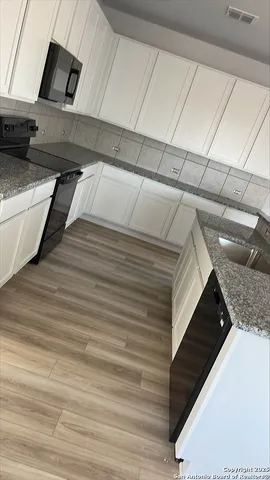 $325,000 | 209 Drew Circle, Seguin, TX 78155