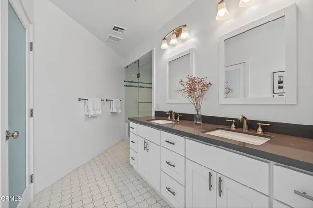 $2,985,000 | 1111 Dover Lane, Ventura, CA 93001