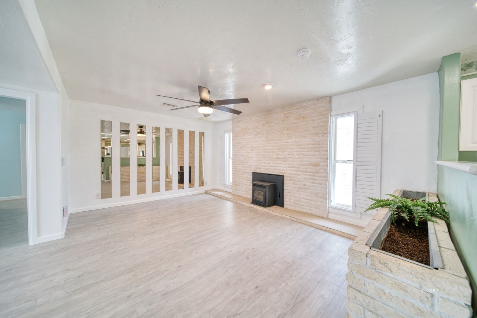 554 North Cory Street Ridgecrest, CA 93555 - Photo 11 of 43