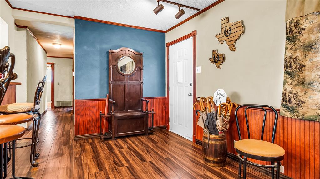 193 Eisenhower Road Denison, TX 75020 - Photo 8 of 30