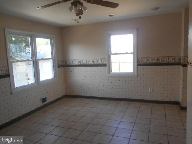 2107 Cockspur Road Baltimore, MD 21220 - Photo 5 of 19 Dining Room