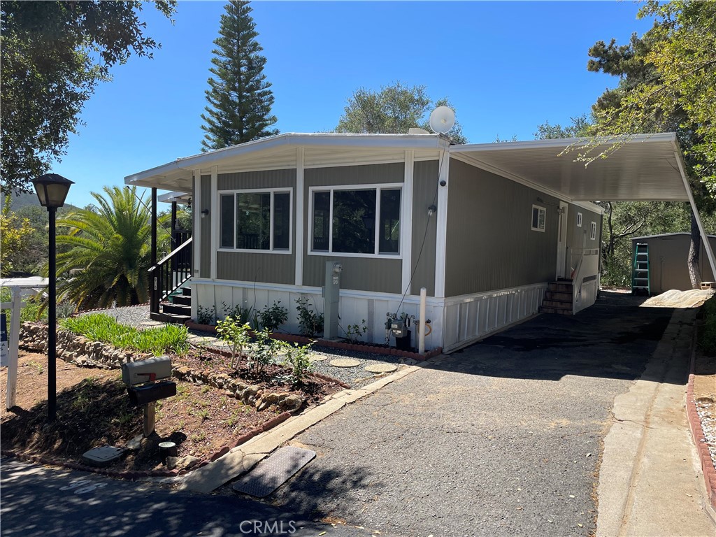 4747 Oak Crest Road, Unit 96 Fallbrook, CA 92028 - Photo 2 of 35
