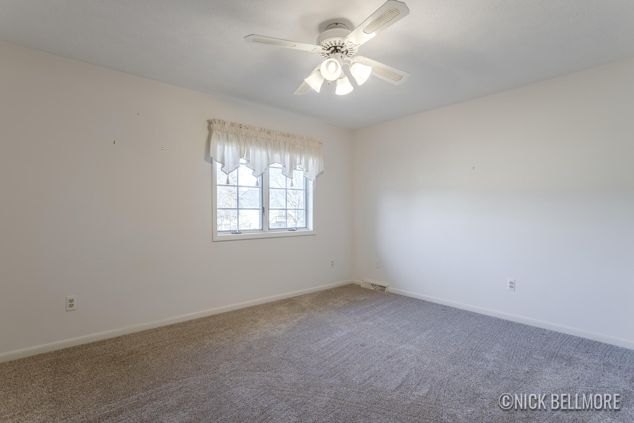 2890 Parkside Drive Jenison, MI 49428 - Photo 12 of 34 2890 Parkside Dr-12