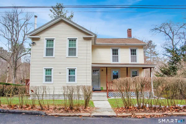 $2,395 | 27 High Street, New Hartford, CT 06057