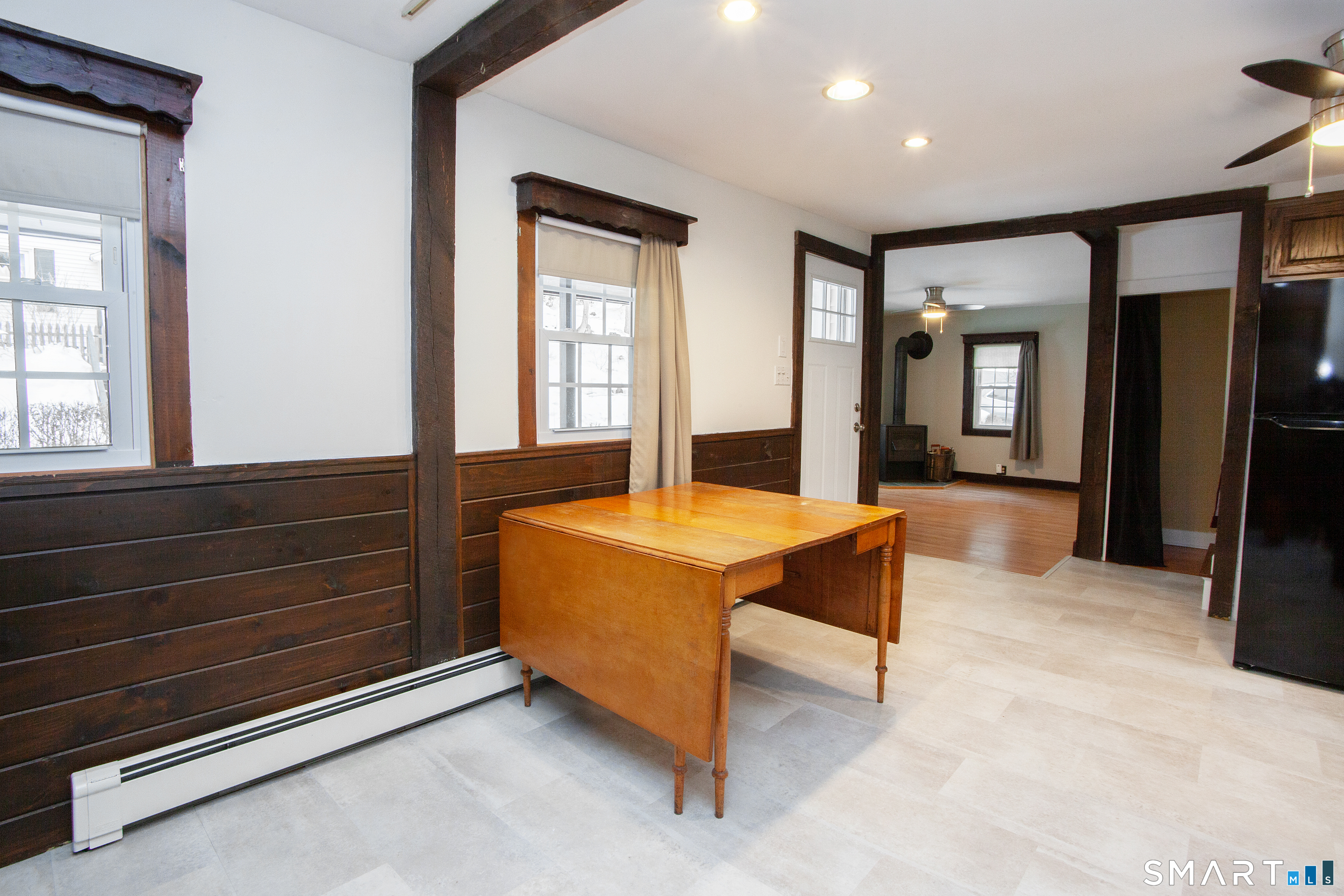 27 High Street New Hartford, CT 06057 - Photo 4 of 23