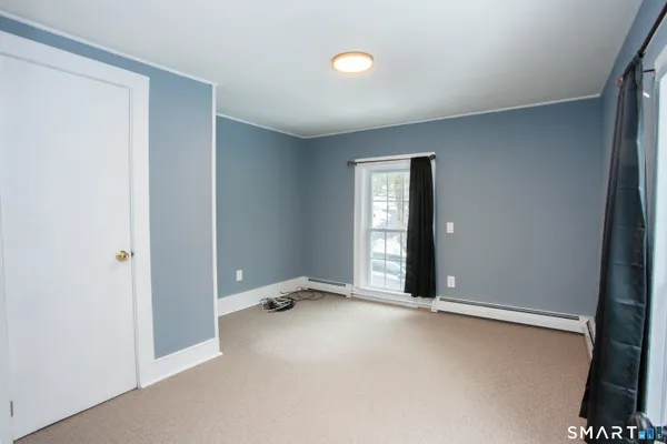 $2,395 | 27 High Street, New Hartford, CT 06057