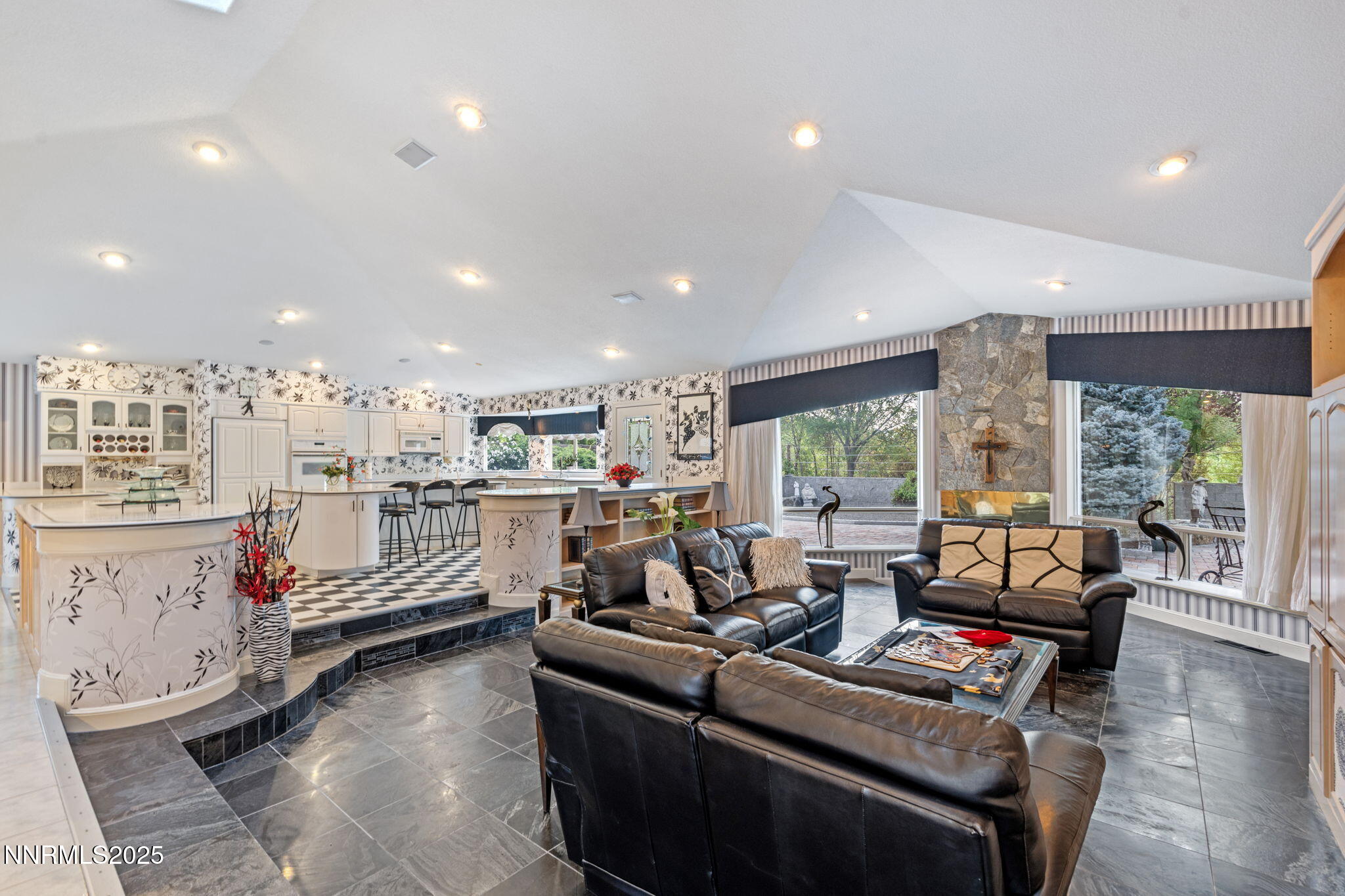 5195 Canyon Drive Reno, NV 89519 - Photo 13 of 69 36-web-or-mls-DSC07703