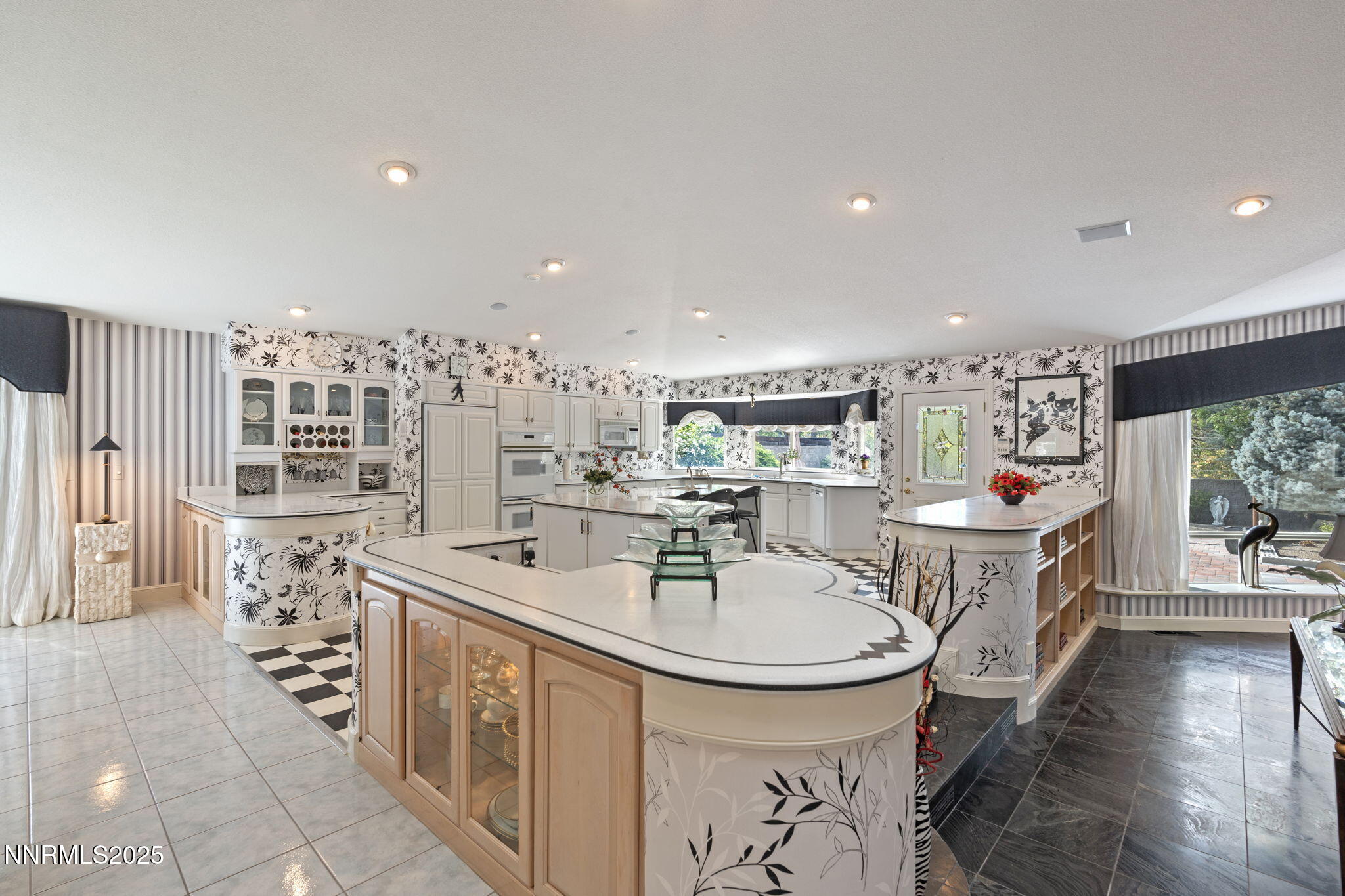 5195 Canyon Drive Reno, NV 89519 - Photo 27 of 69 50-web-or-mls-DSC07548