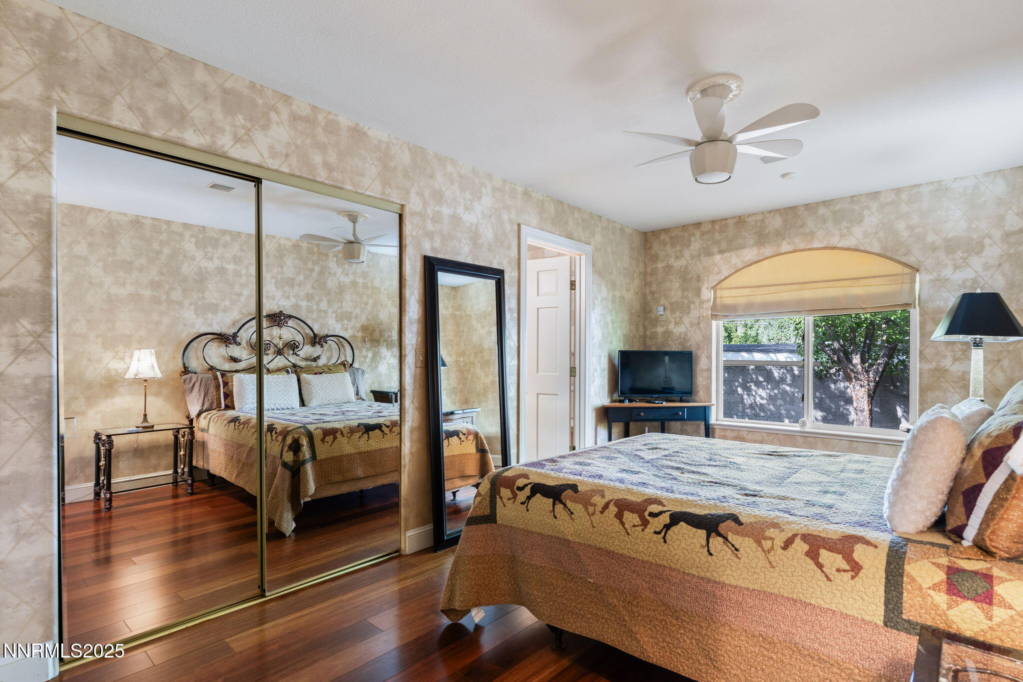 5195 Canyon Drive Reno, NV 89519 - Photo 34 of 69 57-web-or-mls-DSC07418