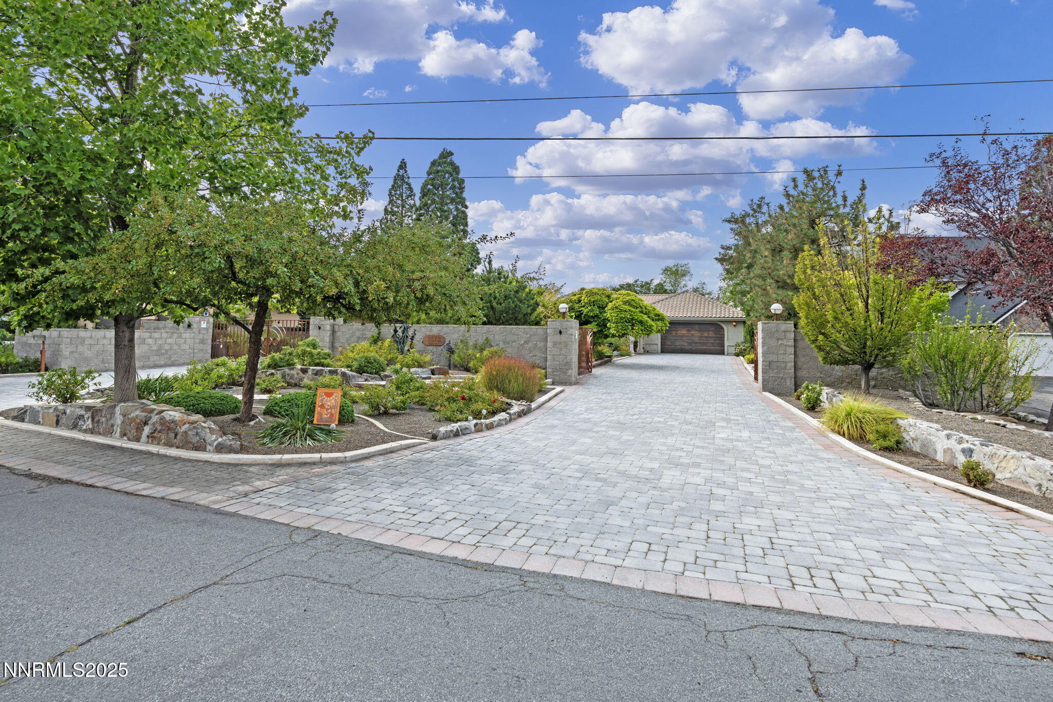 5195 Canyon Drive Reno, NV 89519 - Photo 56 of 69 a view of a garden with a pathway