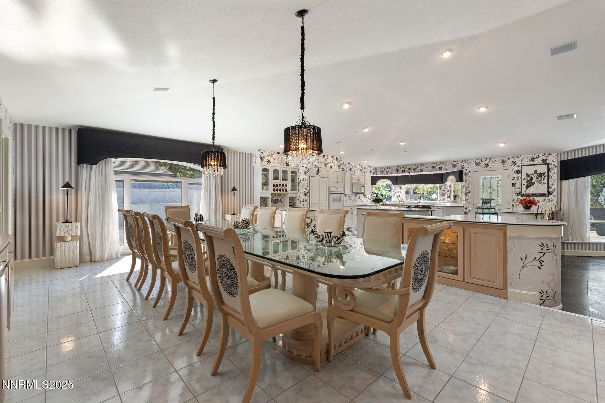5195 Canyon Drive Reno, NV 89519 - Photo 10 of 69 a dining room with furniture and window