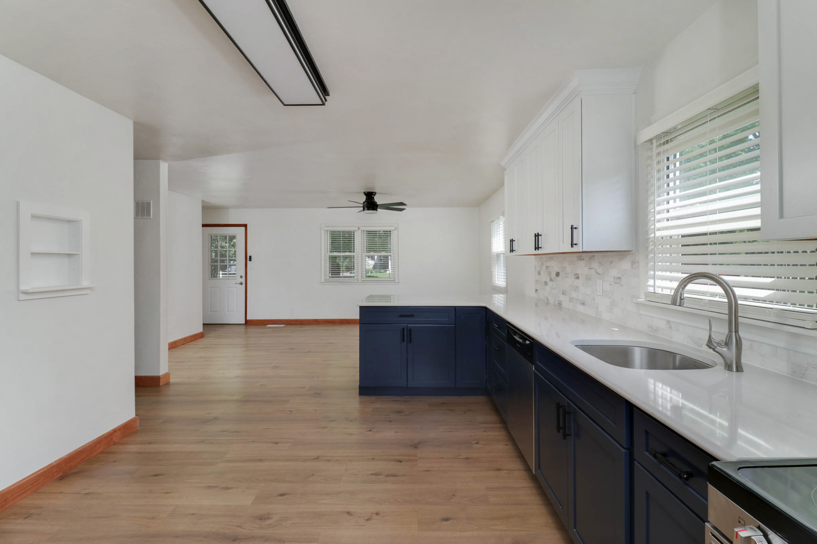 602 West 3rd Street Delavan, IL 61734 - Photo 11 of 47