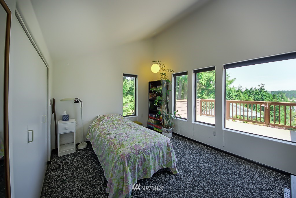 130 East Robbins Road Grapeview, WA 98546 - Photo 17 of 25 Gallery Image 17