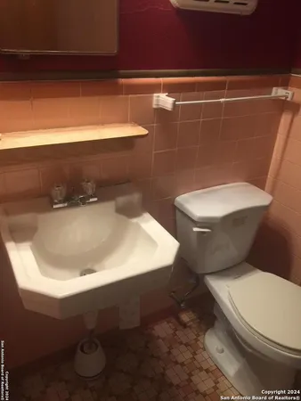 $1,135 | 260 Kenmar Drive, San Antonio, TX 78220