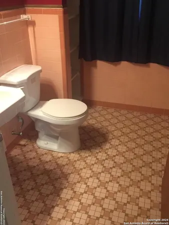 $1,135 | 260 Kenmar Drive, San Antonio, TX 78220