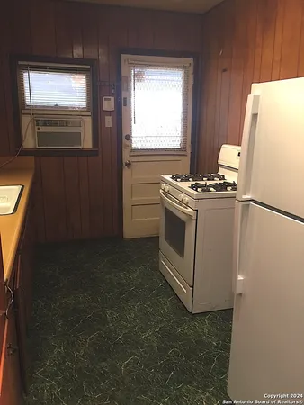 $1,135 | 260 Kenmar Drive, San Antonio, TX 78220