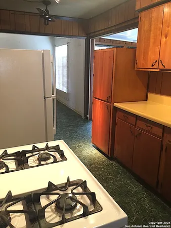 $1,135 | 260 Kenmar Drive, San Antonio, TX 78220