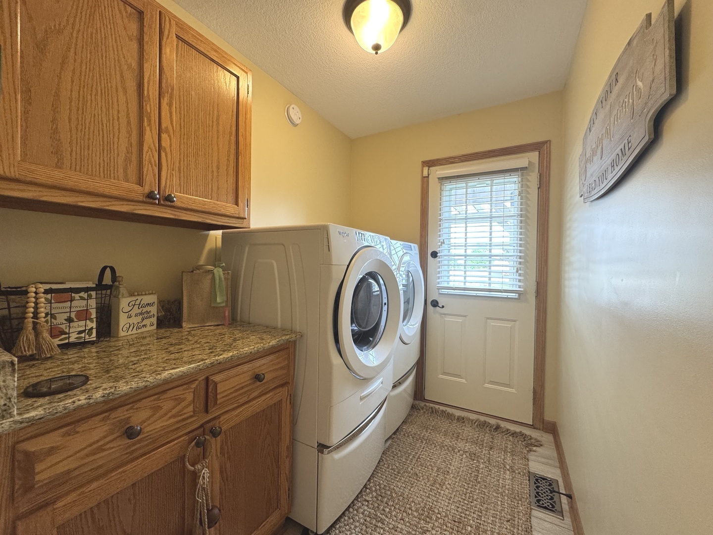 2041 Bluff Road South Kankakee, IL 60901 - Photo 15 of 39 a utility room with sink dryer and washer