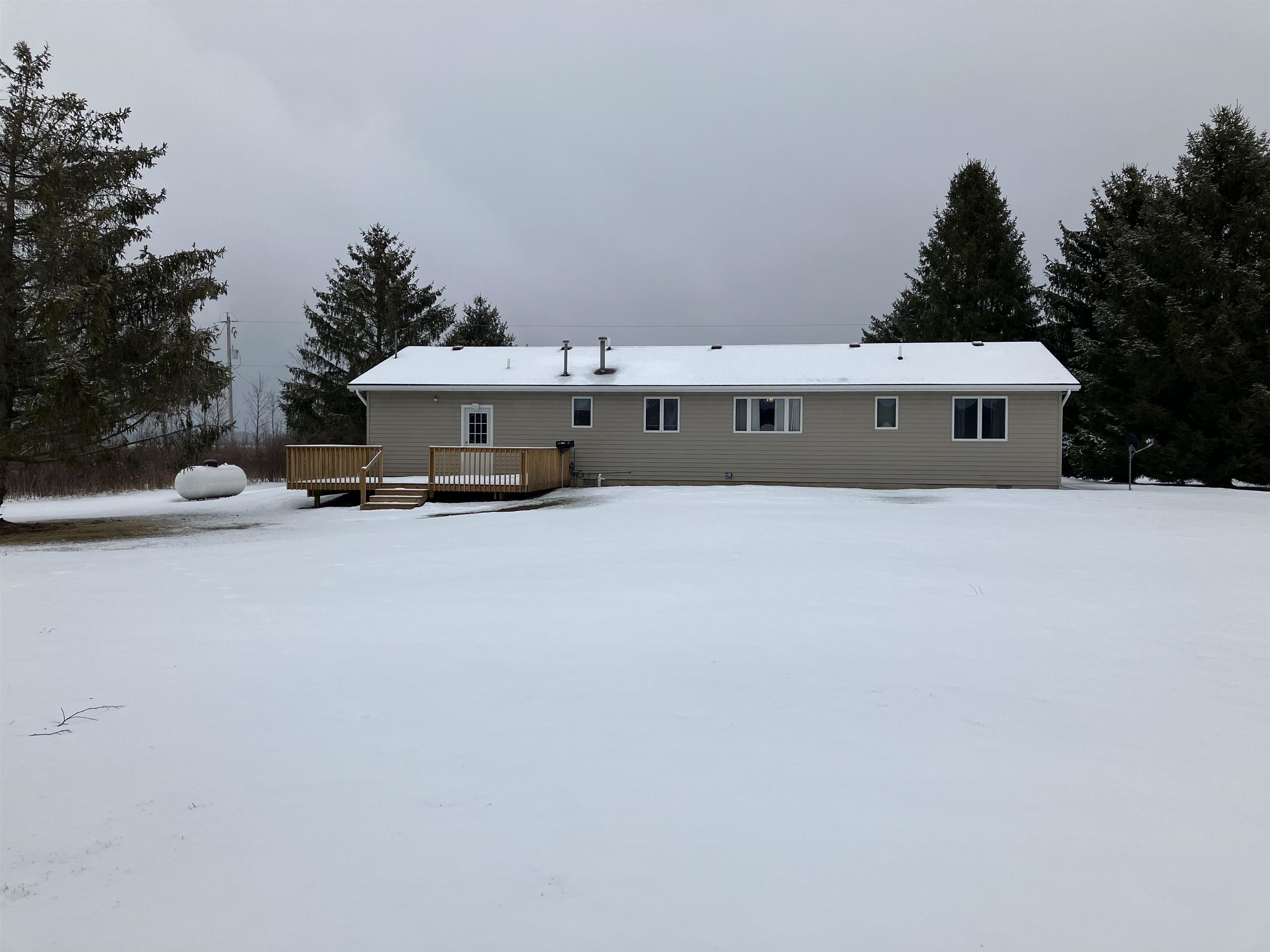 3239 North Hockaday Road Gladwin, MI 48624 - Photo 5 of 26
