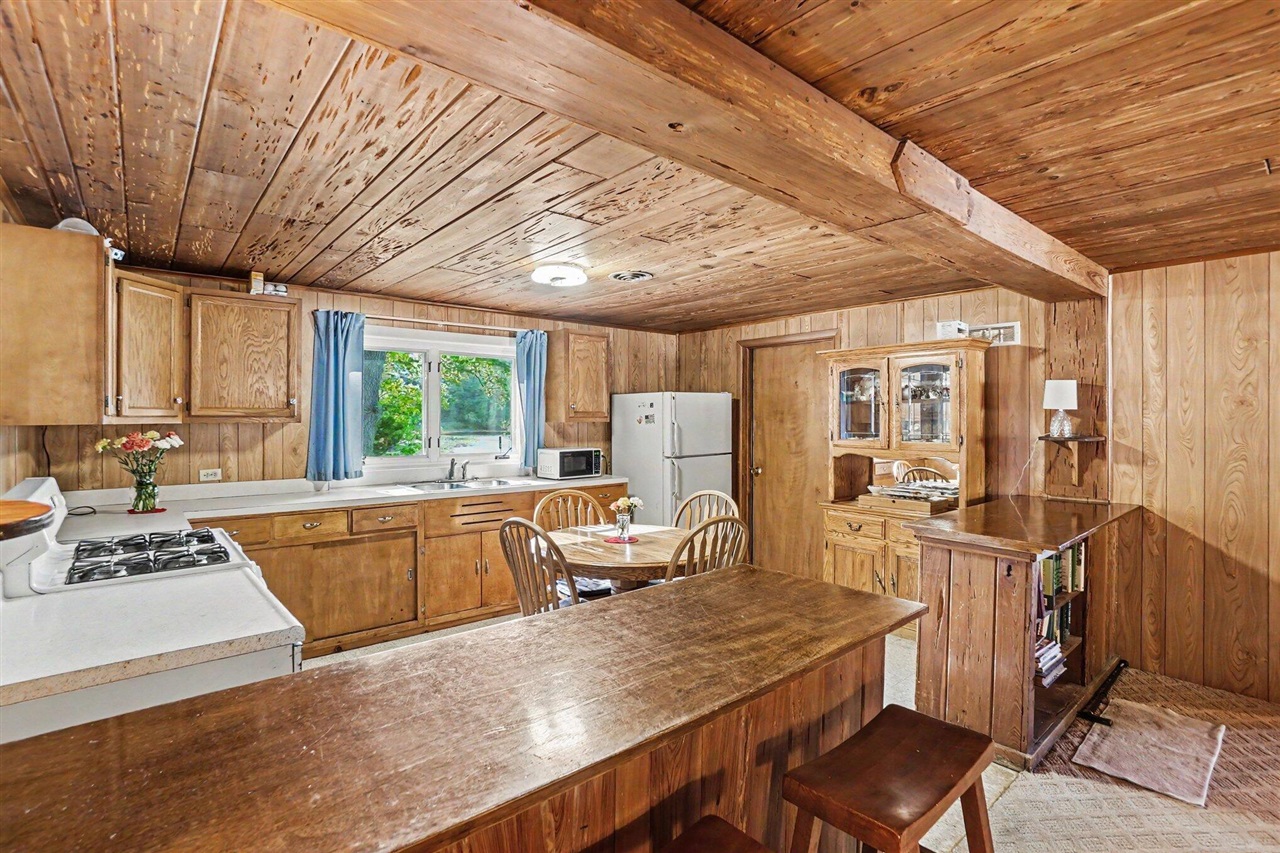 5207 East High Tower Lake Road Hesperia, MI 49421 - Photo 12 of 32 Gallery Image 12