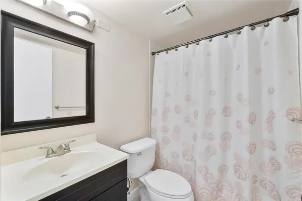 $2,000 | 6519 Coral Lake Drive, Unit 207, Pompano Beach, FL 33063