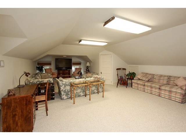 1087 Edgewood Road Lake Forest, IL 60045 - Photo 11 of 25