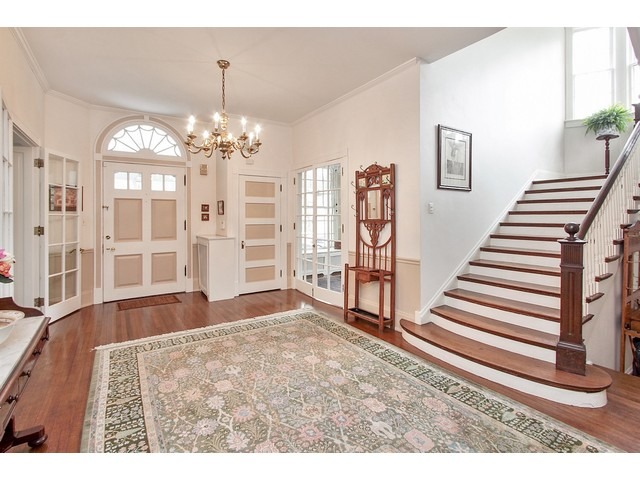 1087 Edgewood Road Lake Forest, IL 60045 - Photo 2 of 25