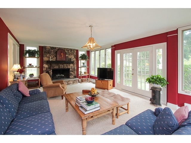 1087 Edgewood Road Lake Forest, IL 60045 - Photo 8 of 25