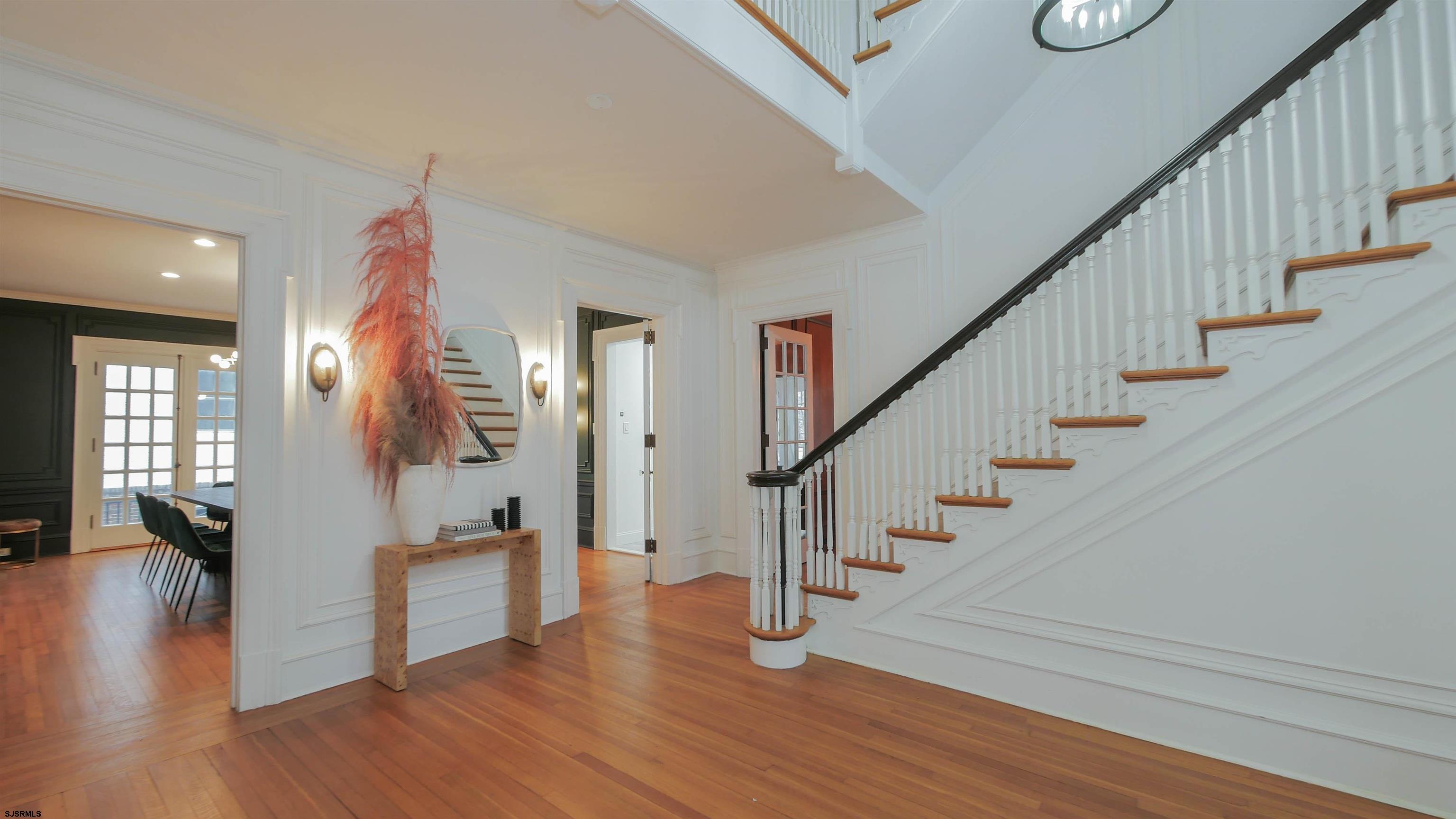 4700 Atlantic Avenue Atlantic City, NJ 08401 - Photo 31 of 74 a view of entryway and hall with wooden floor