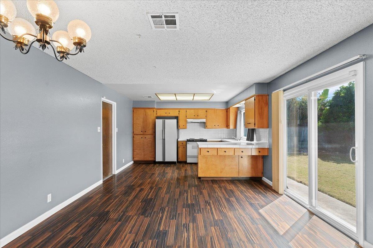 3070 Del Rio Drive Stockton, CA 95204 - Photo 6 of 41