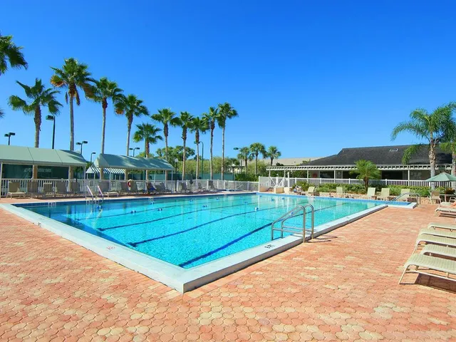 $735,000 | 5430 Eagles Point Circle, Unit 101, Sarasota, FL 34231