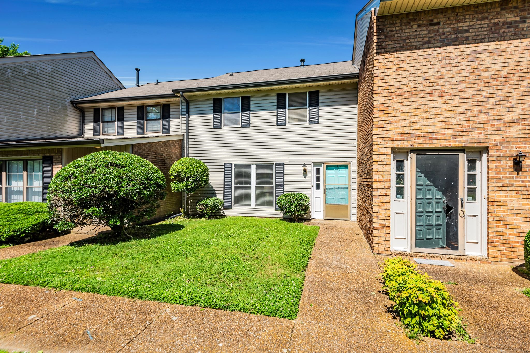 4001 Anderson Road, Unit J18 Nashville, TN 37217 - Photo 2 of 31 Gallery Image 2