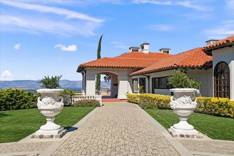 $6,998,888 | 5770 Harwood Lane, San Jose, CA 95124