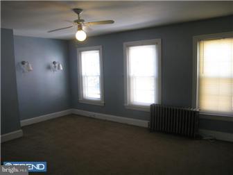 4042 Ridge Avenue Philadelphia, PA 19129 - Photo 4 of 11 Gallery Image 4
