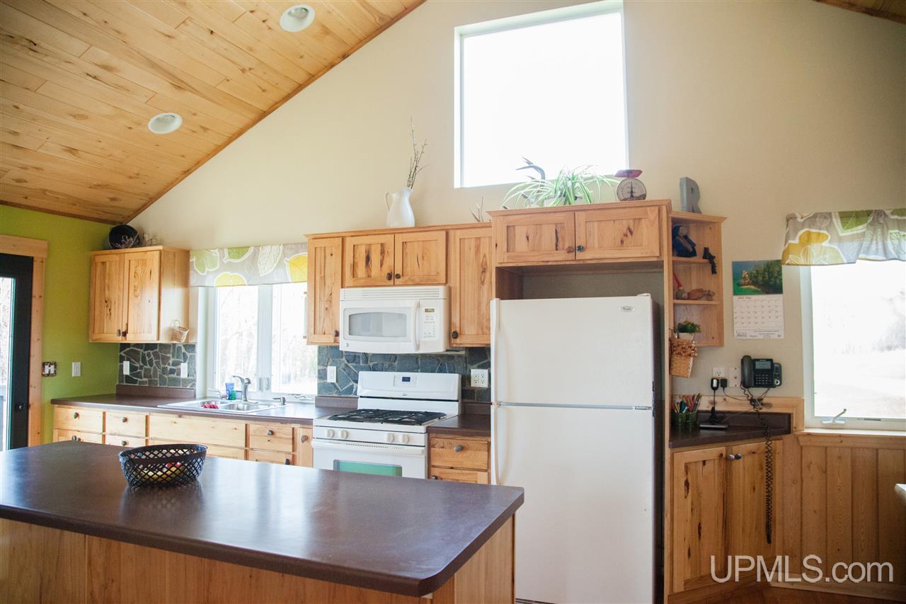 56463 Koskela Road Calumet, MI 49913 - Photo 10 of 50