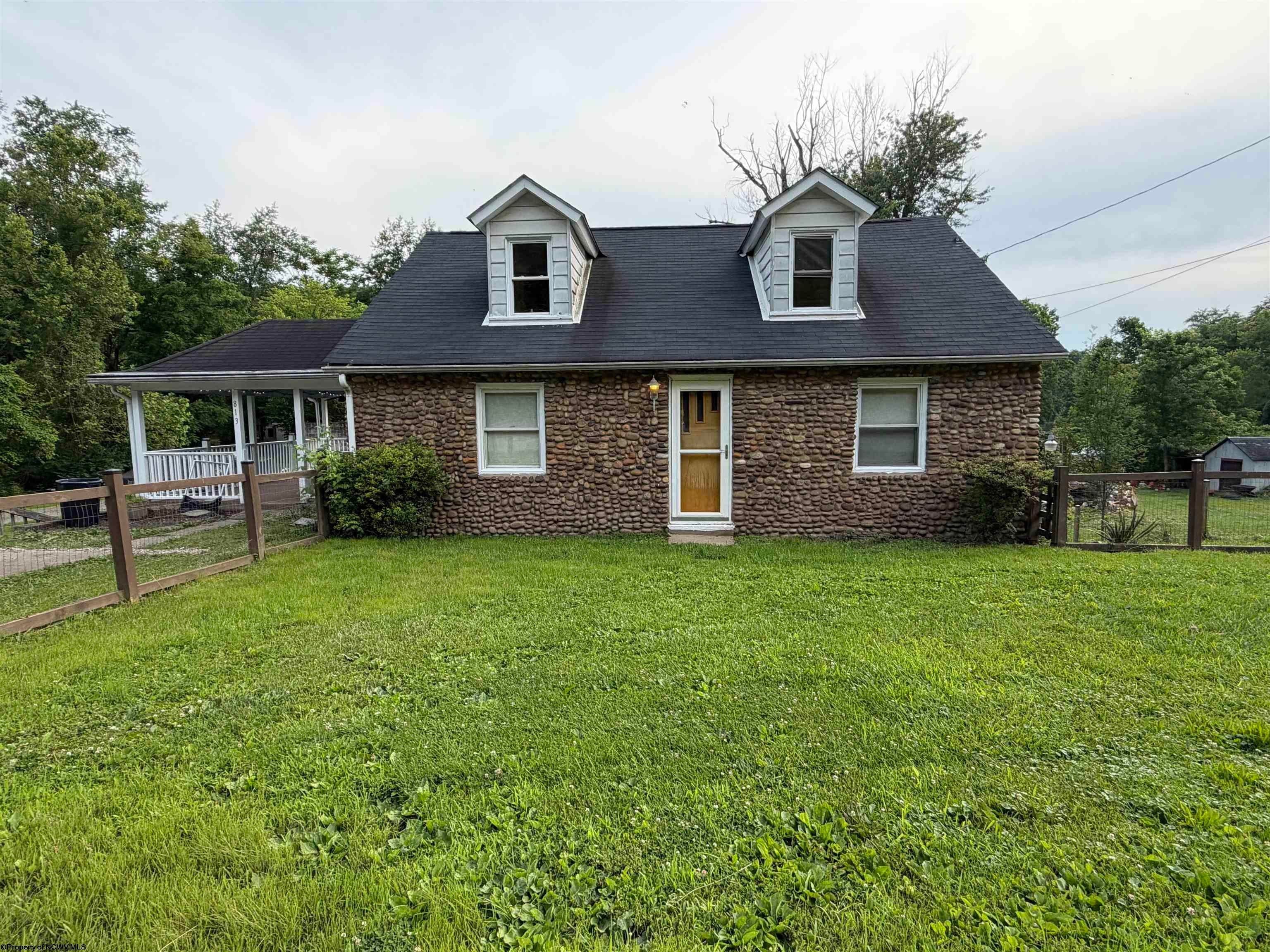 813 New Geneva Road Point Marion, PA 15474 - Photo 3 of 36 Gallery Image 3