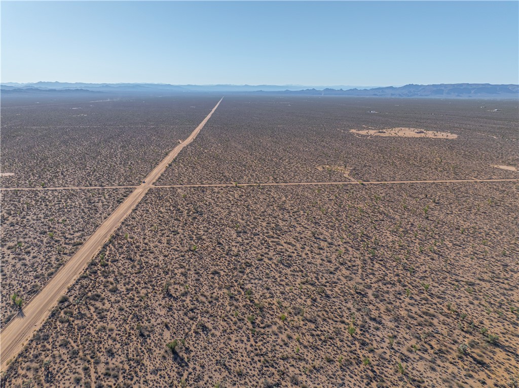 242-03-004 South Sundance Kid Road Yucca, AZ 86438 - Photo 15 of 19