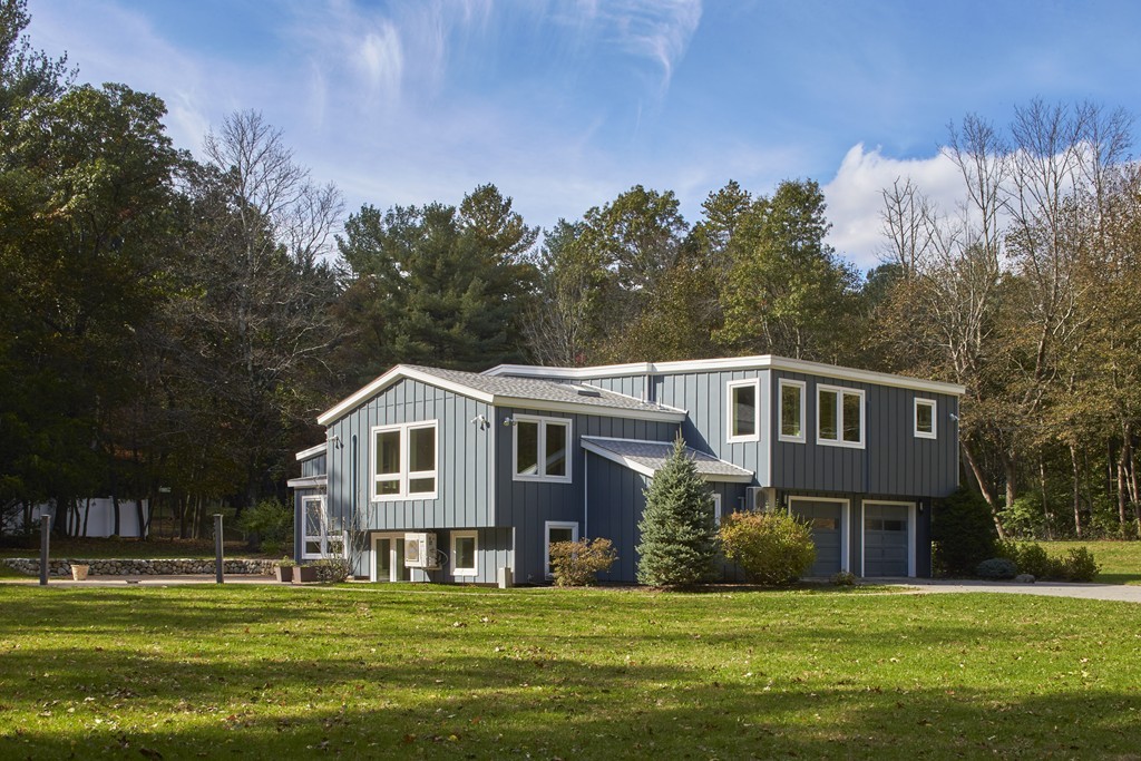 54 Country Corners Road Wayland, MA 01778 - Photo 1 of 10 Gallery Image 1