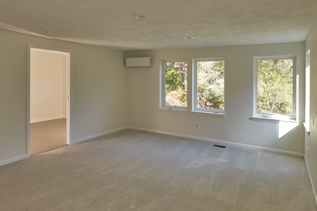 54 Country Corners Road Wayland, MA 01778 - Photo 7 of 10 Gallery Image 7