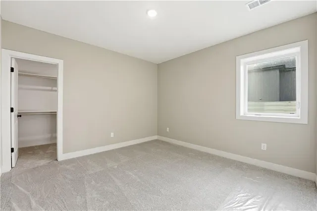 $599,900 | 12160 North Tracy Avenue, Kansas City, MO 64165