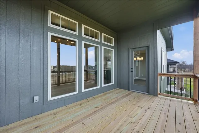 $599,900 | 12160 North Tracy Avenue, Kansas City, MO 64165