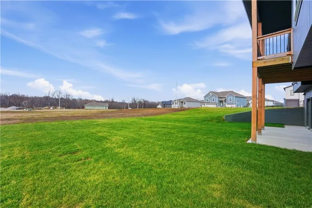 $599,900 | 12160 North Tracy Avenue, Kansas City, MO 64165