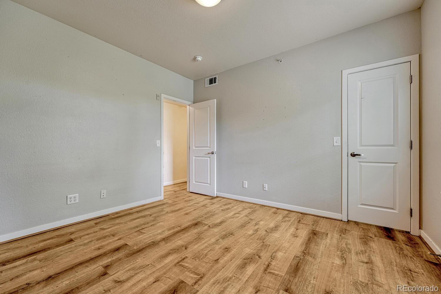 2389 South High Street, Unit 4 Denver, CO 80210 - Photo 14 of 27 a view of an empty room