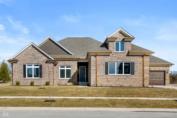 $1,040,000 | 4248 Stone Lk Drive, Zionsville, IN 46077