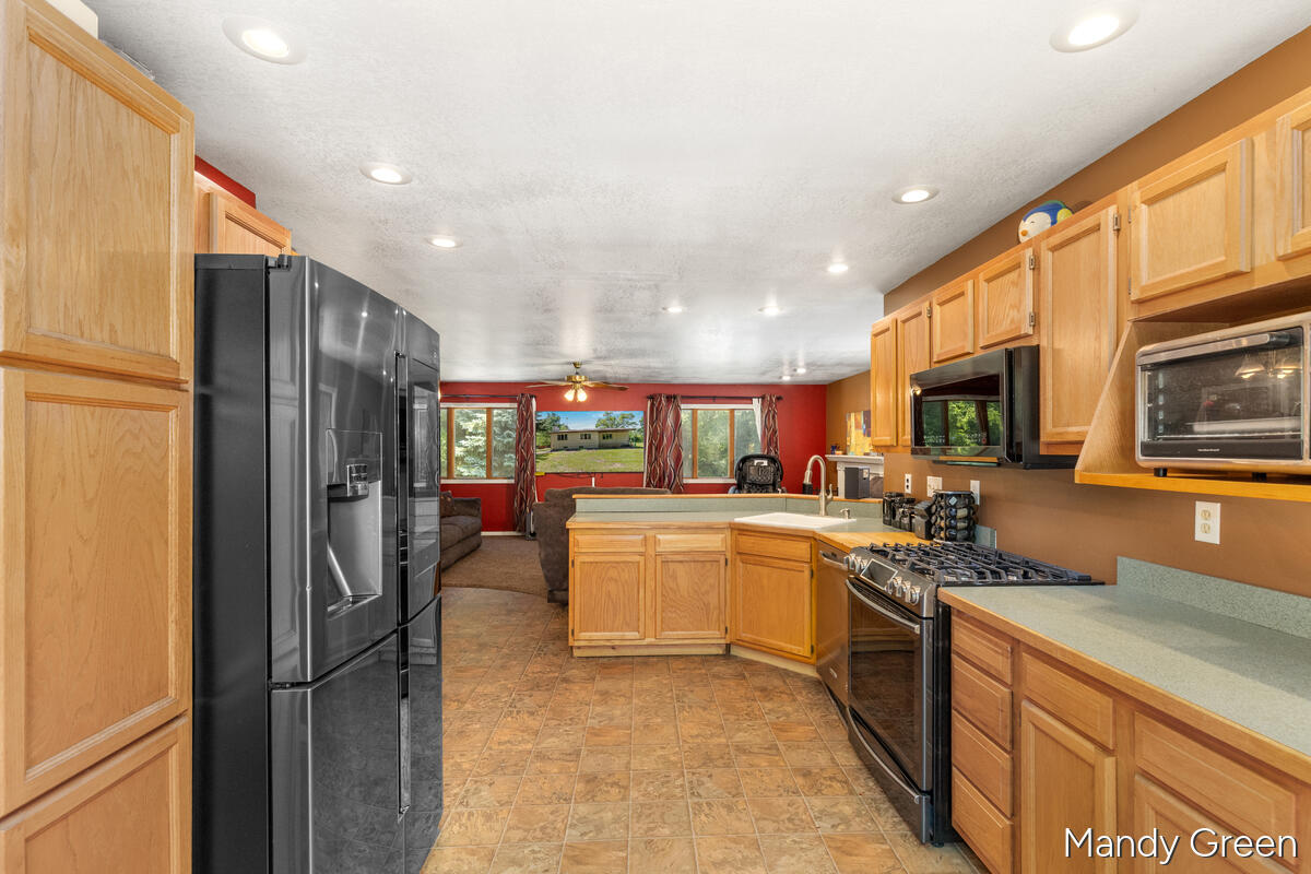 830 South Senator Road Crystal, MI 48818 - Photo 8 of 21 830-Senator_007